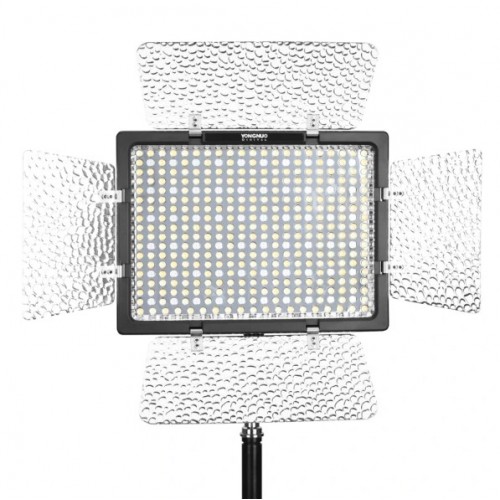 Постійне світло RGB LED пульт CRI 95+ 3200-5600K Yongnuo YN300 IV