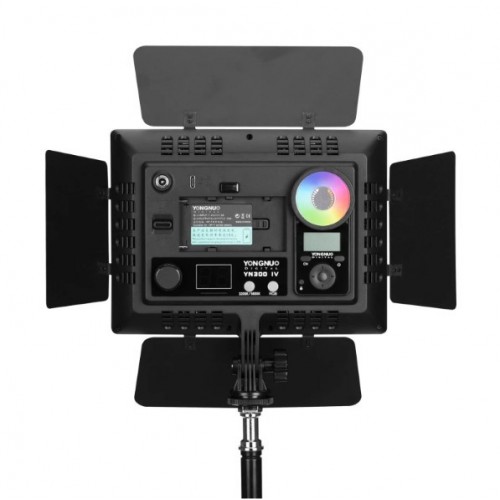 Постійне світло RGB LED пульт CRI 95+ 3200-5600K Yongnuo YN300 IV