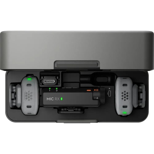 Беспроводной микрофон DJI Mic Mini 2 для камер и смартфонов (2 TX + 1 RX + Charging Case) Беспроводной микрофон DJI Mic Mini 2 для камер и смартфонов (2 TX + 1 RX + Charging Case)